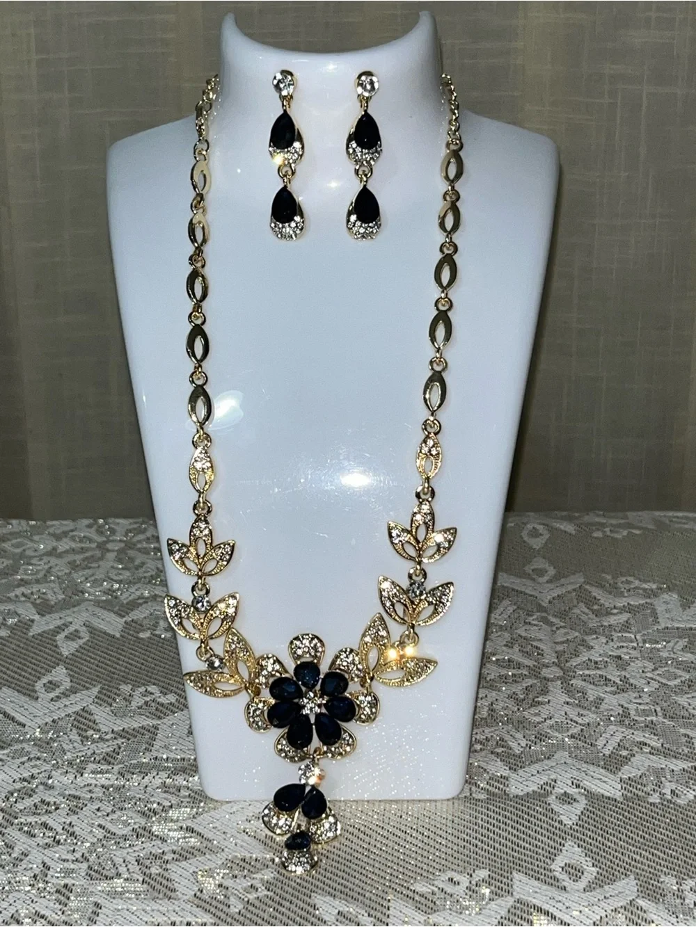 Floral Statement Necklace & Earring Set / Dark Blue & White Rhinestones NEW